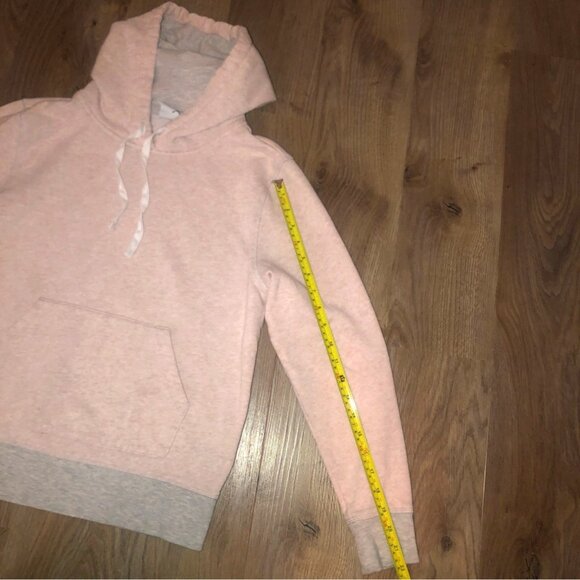 AMAZON ESSENTIALS- WOMENS PULLOVER KANGAROO POCKET HOODIE SIZE MEDIUM - Picture 5 of 6